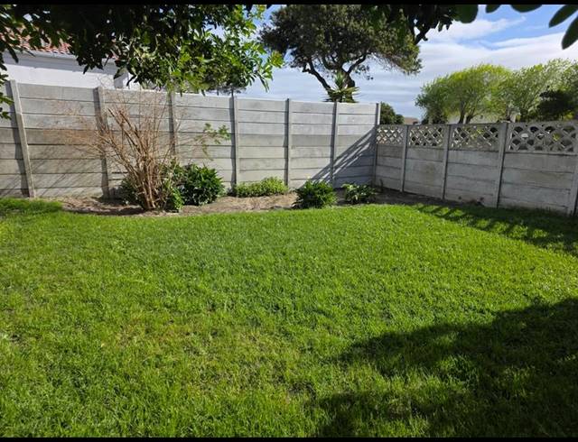 2 BEDROOM HOUSE FOR SALE IN RUYTERWACHT